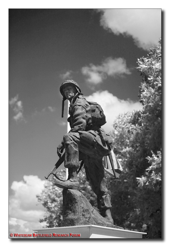 EEJ0017_bw_iron_mike